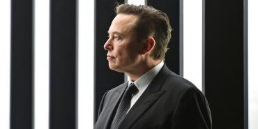 El multimillonario que no tiene casa propia, Elon Musk